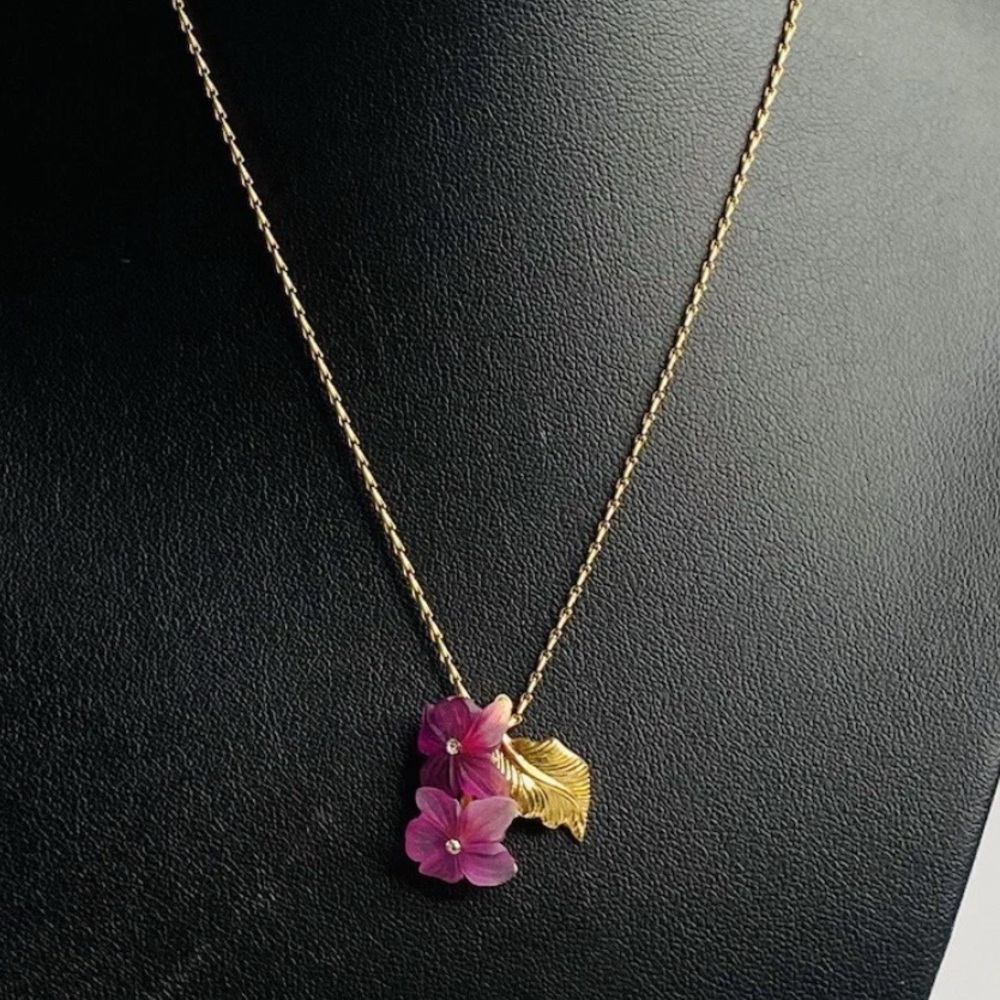 Dior Frosted Flower Necklace - Picture 2 of 9